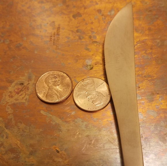 8-Person Copper Rose Gold Flatware Set - Picture 4 of 5